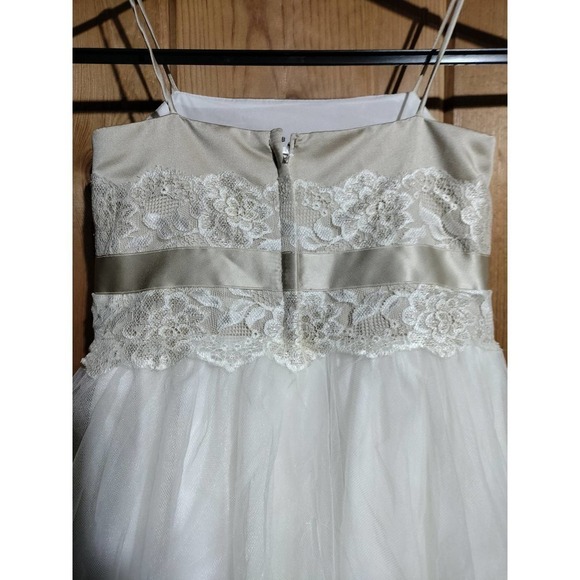 David's Bridal child size 4 formal dress beige & white flower girl jr bridesmaid - Picture 13 of 16